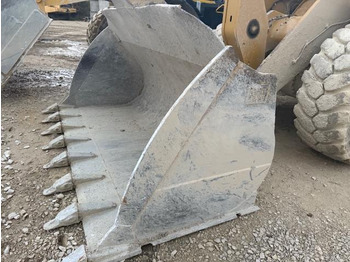 Wheel loader Caterpillar 962M: picture 5