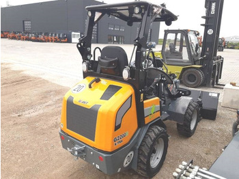 New Skid steer loader Giant G 2200 E X-Tra Elektro / electric: picture 4