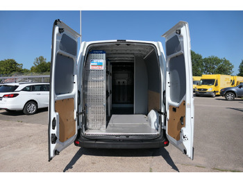 Panel van RENAULT Master