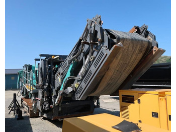 Screener Powerscreen Warrior 2100 Triple Shaft: picture 3