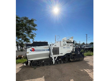 Asphalt paver
