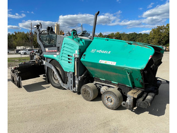 Asphalt paver VÖGELE