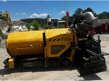 Asphalt paver