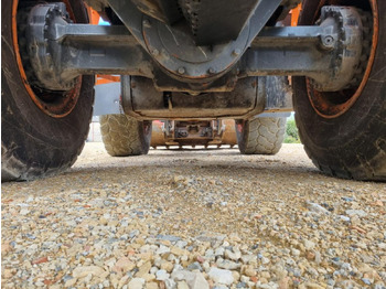 Wheel loader Doosan DL300: picture 5 Wheel loader Doosan DL300: picture 5