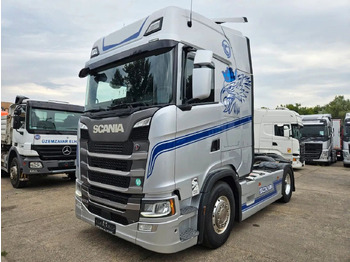 Tractor unit SCANIA S 500