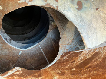 Truck MERCEDES-BENZ Arocs 3236 8x4 Betonmischer Deutsch Top AP Achsen: picture 3