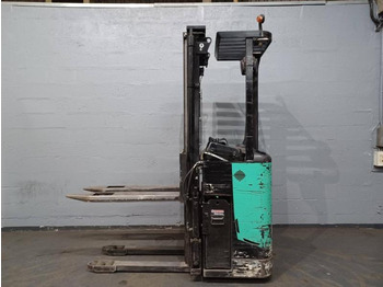 Stacker Caterpillar NSR16N: picture 3 Stacker Caterpillar NSR16N: picture 3