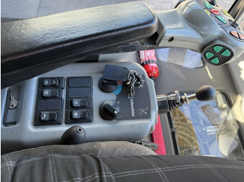 Road sweeper Johnston C202 Kleinkehrmaschine 2 M³ - 6.000 h: picture 5 Road sweeper Johnston C202 Kleinkehrmaschine 2 M³ - 6.000 h: picture 5