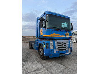 Tractor unit RENAULT Magnum 440