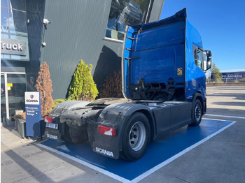 Tractor unit Scania R 450: picture 3