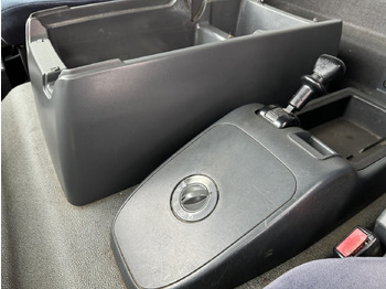 Tank truck MAN TGM 18.280 4X2 BL TGM 18.280 4X2 BL, Esterer Tankaufbau ca. 13.910l, 2 Kammern: picture 4