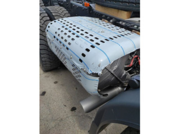 New Hook lift truck T-WAY 450 8x4 T-WAY 450 8x4: picture 4