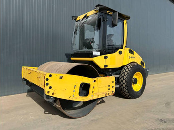 Roller BOMAG