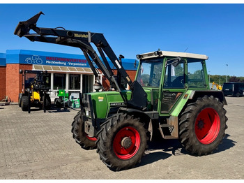 Farm tractor FENDT Farmer 300