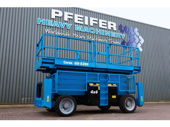 Scissor lift GENIE