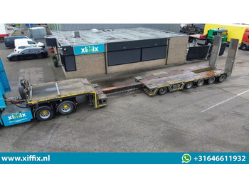 Low loader semi-trailer