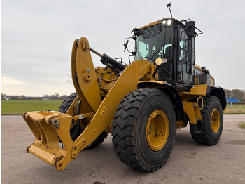 Wheel loader CATERPILLAR 926M