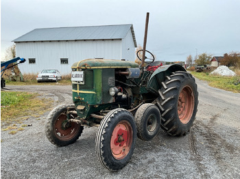 Farm tractor DEUTZ