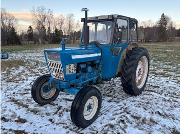 Farm tractor FORD