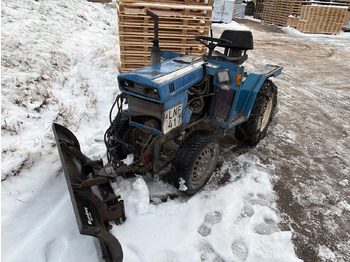 Farm tractor ISEKI