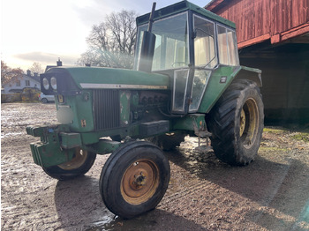 Farm tractor JOHN DEERE 3130