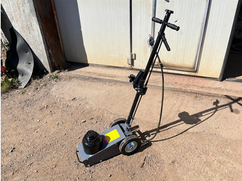 Construction equipment