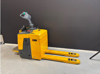 Material handling equipment JUNGHEINRICH