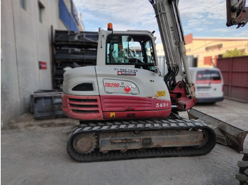 Mini excavator TAKEUCHI