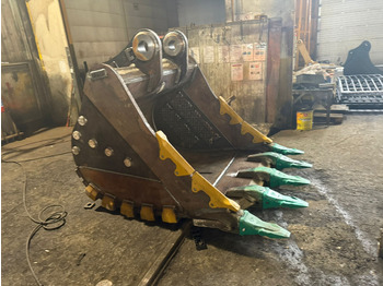 Excavator bucket for Crawler excavator CAT 349 Armored Heavy Duty Bucket: picture 3 Excavator bucket for Crawler excavator CAT 349 Armored Heavy Duty Bucket: picture 3