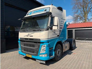 Tractor unit VOLVO FM 460