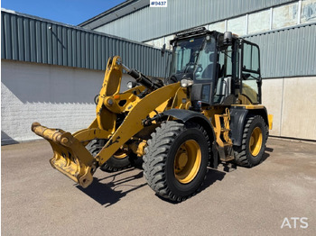 Wheel loader CATERPILLAR 910