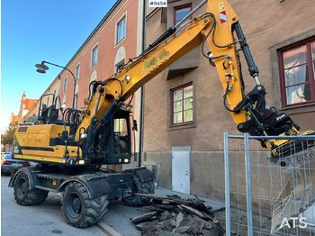 Wheel excavator HYUNDAI