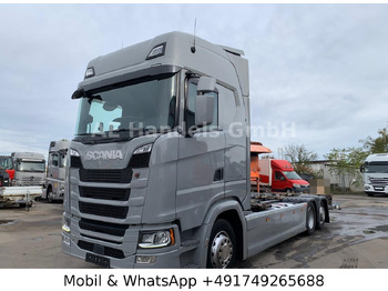 Container transporter/ Swap body truck SCANIA S 450