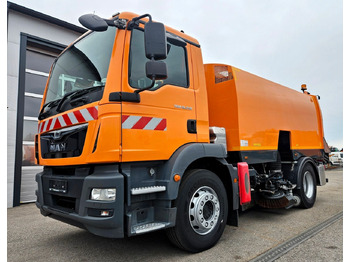 Road sweeper MAN TGM 18.250
