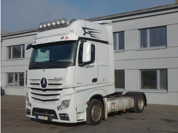 Tractor unit MERCEDES-BENZ