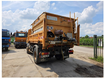 Tipper Renault Premium 300 4x2 Tipper Gritter Manual Gearbox Mechanical pump Pomp: picture 4 Tipper Renault Premium 300 4x2 Tipper Gritter Manual Gearbox Mechanical pump Pomp: picture 4