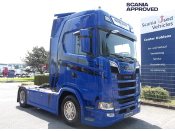Tractor unit SCANIA S 520