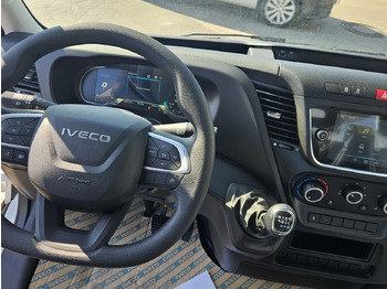 Cab chassis truck IVECO Daily 35C16H3.0: picture 4