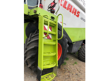 Footstep CLAAS