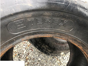 Tire TEREX