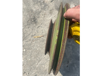 Spare parts for Combine harvester Claas dominator koło Pasowe napędu wytrząsaczy: picture 3