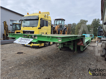 Curtainsider semi-trailer