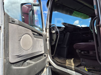 Leasing of Volvo FH12 Volvo FH12: picture 5
