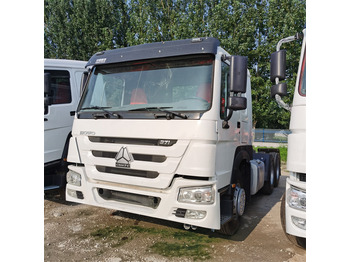 Tractor unit HOWO 6x4 371hp tractor: picture 4