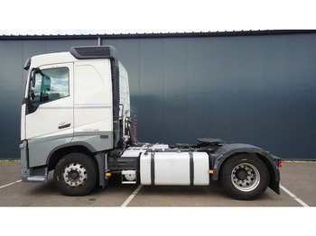 Tractor unit VOLVO FH 420