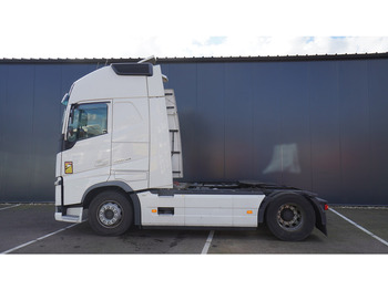 Tractor unit VOLVO FH 500