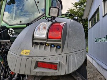 Farm tractor Fendt 826 VARIO PROFI PLUS: picture 2
