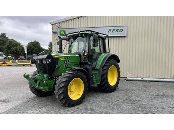 Municipal tractor JOHN DEERE