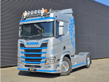 Tractor unit SCANIA R 520