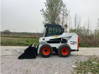 Skid steer loader Bobcat S550: picture 2